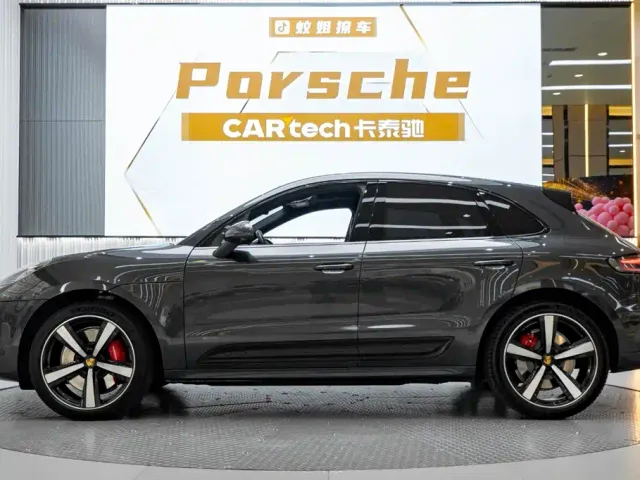 Porsche Macan — Фото автомобиля 3