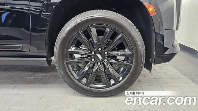 Cadillac Escalade 5th Gen — Фото автомобиля 6