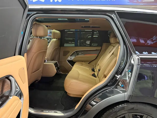 Land Rover Range Rover — Фото автомобиля 9