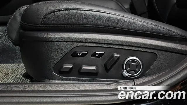 Hyundai Grandeur Grandeur (GN7) — Фото автомобиля 7