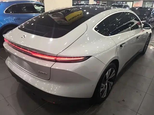 NIO NIO ET5 2022 75kWh — Фото автомобиля 6