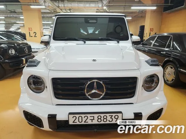 Фотография автомобиля — Mercedes-Benz G-Class W465