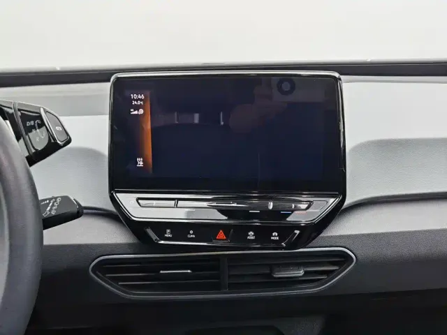 Volkswagen ID.3 — Фото автомобиля 12
