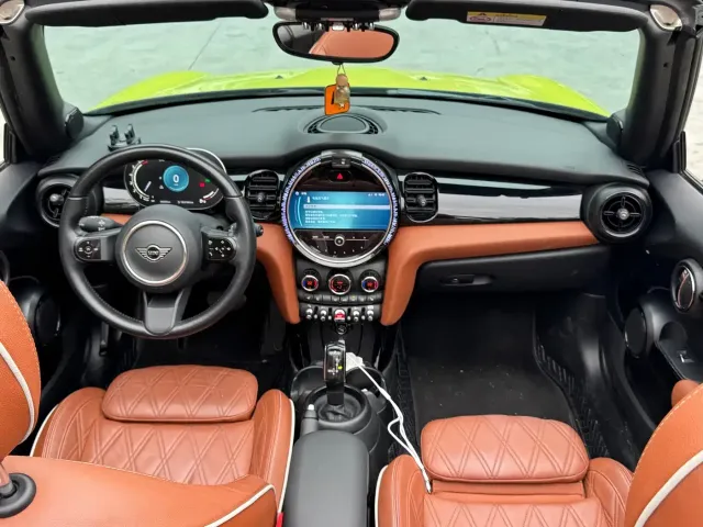 MINI Hatch — Фото автомобиля 14