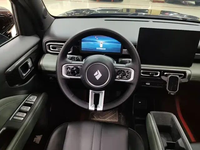 Baojun Yep Plus — Фото автомобиля 10