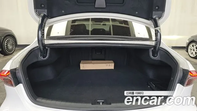 Hyundai Grandeur Новый Grandeur IG 3.0 LPi (Для проката) — Фото автомобиля 20