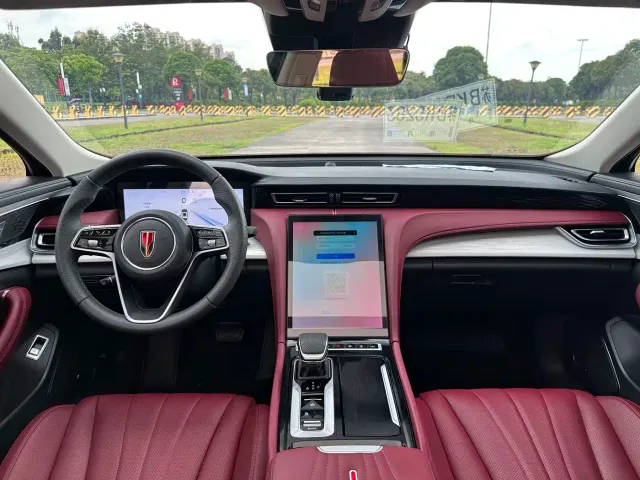 Hongqi H5 — Фото автомобиля 25