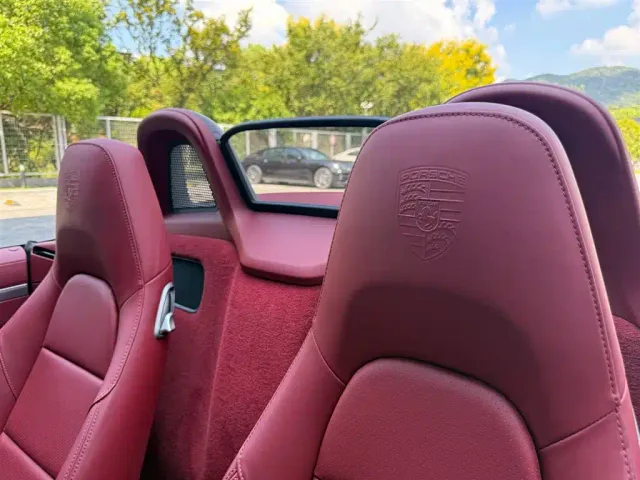 Porsche 718 — Фото автомобиля 14