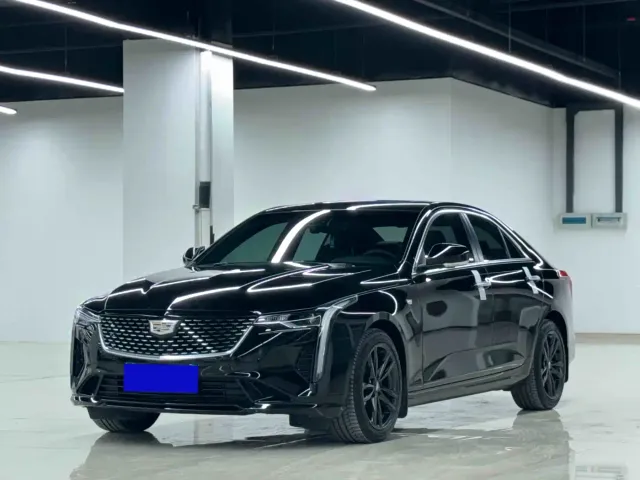 Cadillac CT4 — Фото автомобиля 2