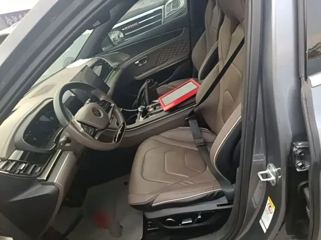 BYD Han — Фото автомобиля 14