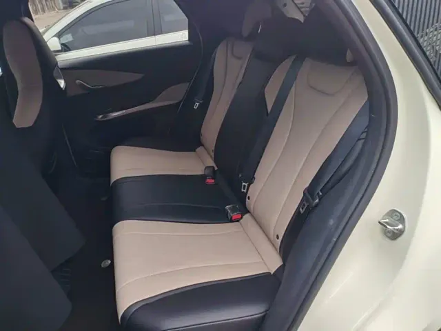 BYD Dolphin — Фото автомобиля 16