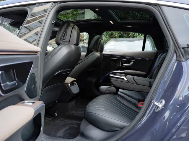 Mercedes-Benz EQS — Фото автомобиля 12