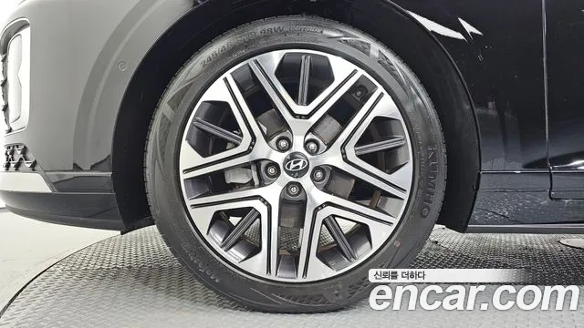 Hyundai Grandeur GN7 — Фото автомобиля 5