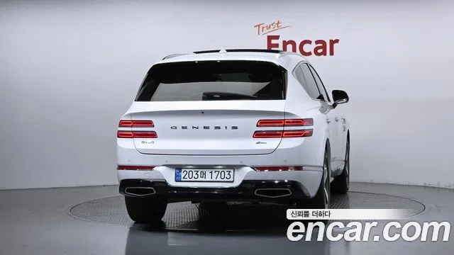 Genesis GV80 — Фото автомобиля 4