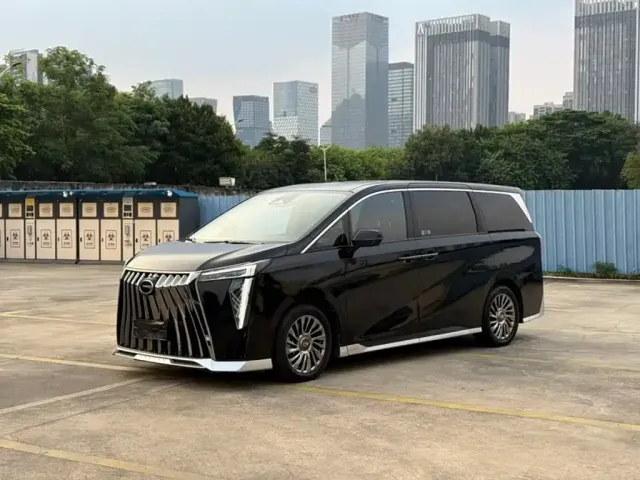 Фотография автомобиля — GAC Trumpchi M8