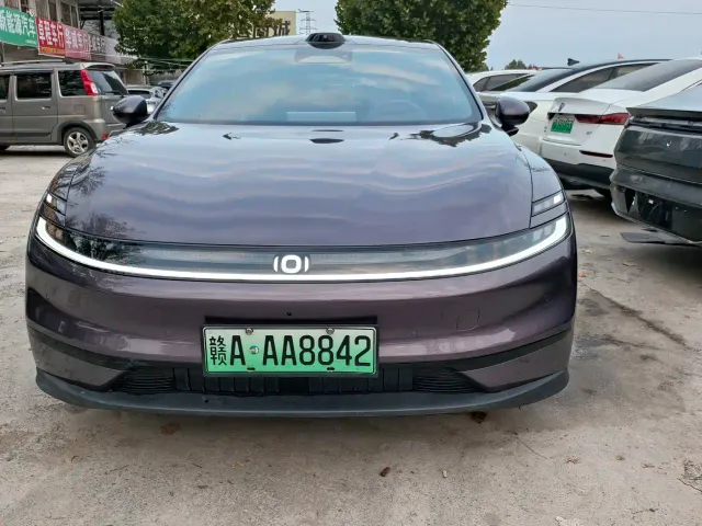 Changan Qiyuan A06 — Фото автомобиля 2