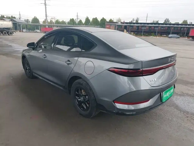 BYD Qin PLUS — Фото автомобиля 4