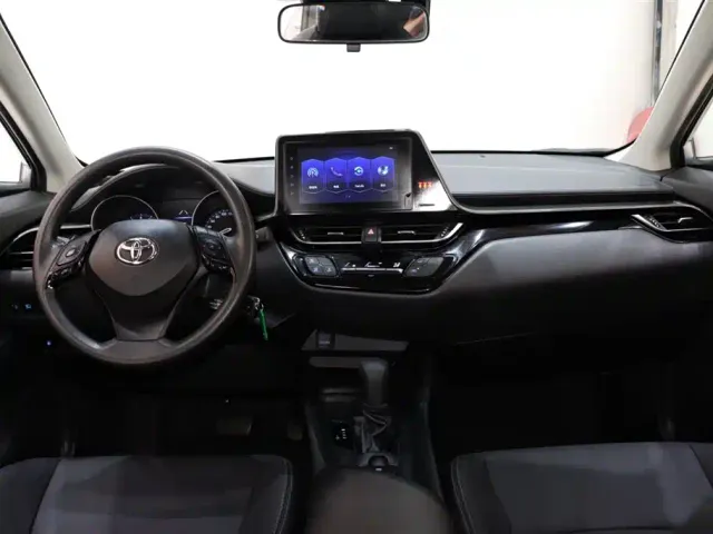 Toyota IZOA — Фото автомобиля 11