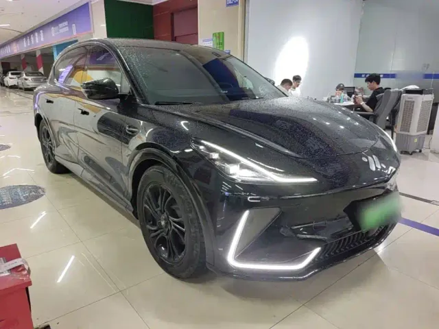 IM Motors IM LS7 — Фото автомобиля 3