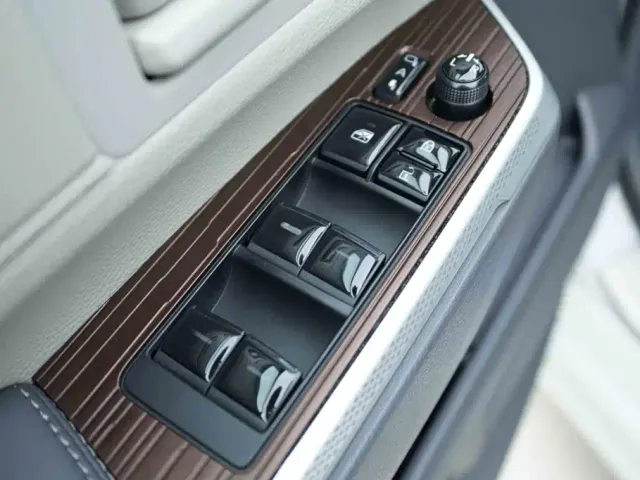 Toyota Toyota Sienna 2024 2.5L Hybrid Comfort Edition — Фото автомобиля 10