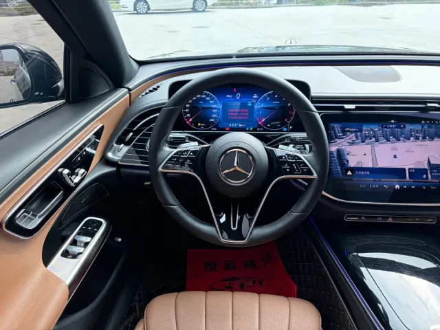 Mercedes-Benz E-Class — Фото автомобиля 11