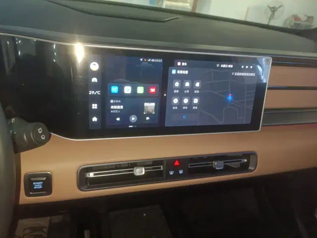 Geely ICON — Фото автомобиля 9