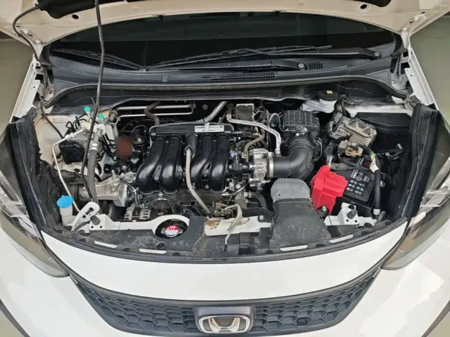 Honda Fit — Фото автомобиля 19