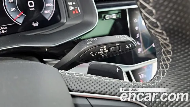 Audi Q7 — Фото автомобиля 29