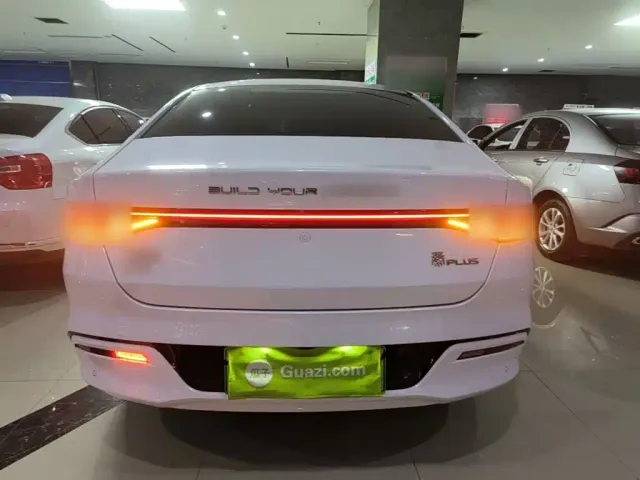 BYD Qin PLUS — Фото автомобиля 5