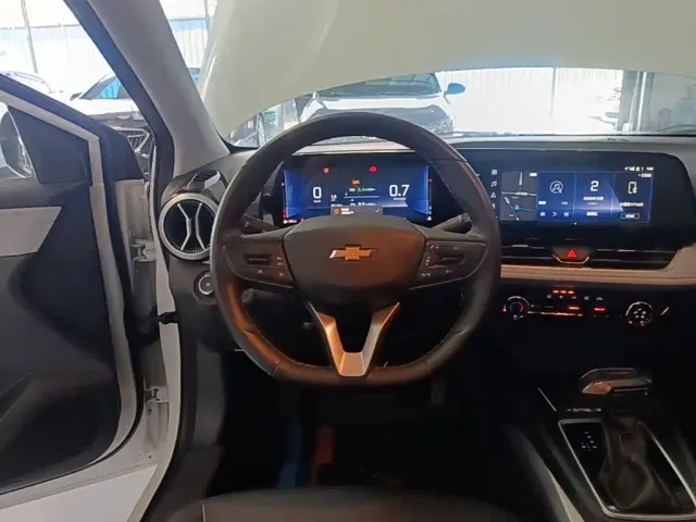 Chevrolet Monza — Фото автомобиля 10