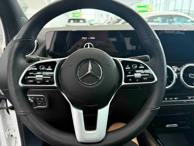 Mercedes-Benz GLA-Class — Фото автомобиля 12