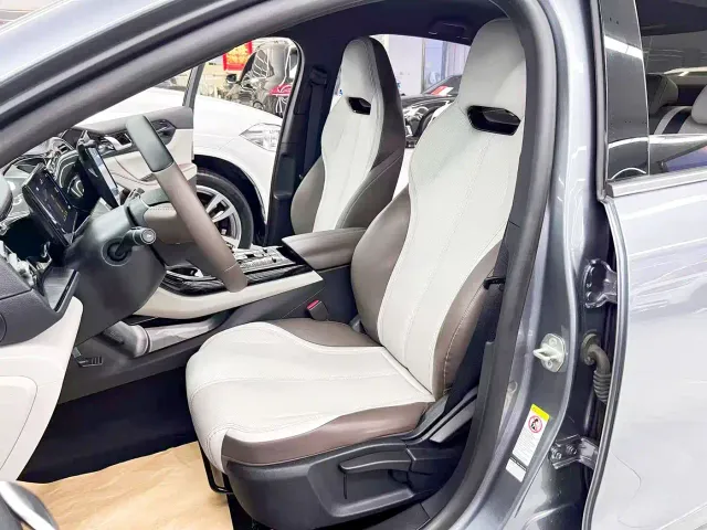 BYD Qin PLUS — Фото автомобиля 10