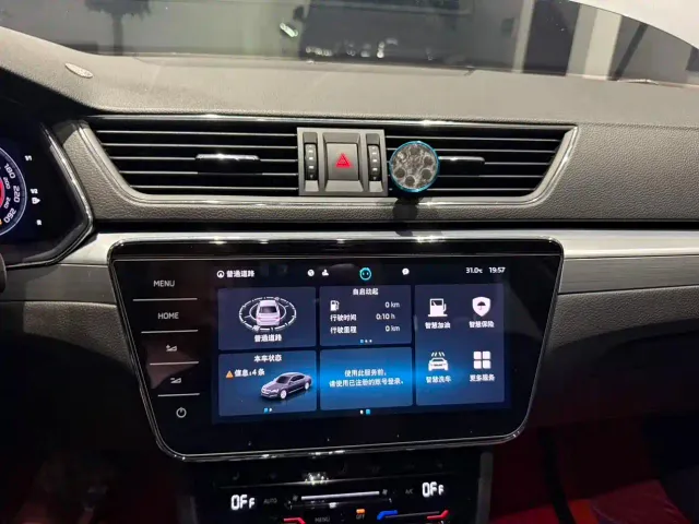 Skoda Superb — Фото автомобиля 15