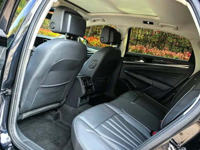 Volkswagen Passat — Фото автомобиля 5