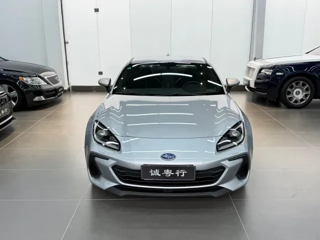 Subaru BRZ — Фото автомобиля 2