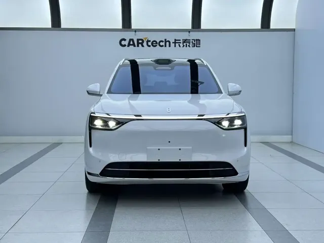 Aito M8 — Фото автомобиля 2