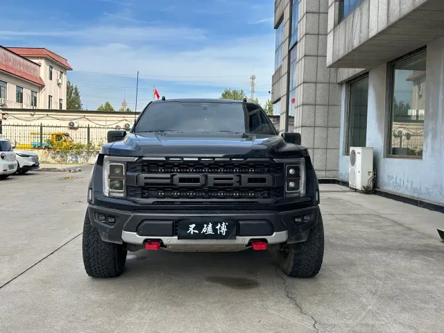 Ford F-150 Raptor — Фото автомобиля 2