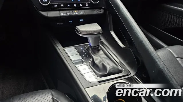 Hyundai Avante CN7 — Фото автомобиля 12