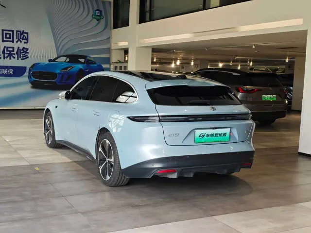 Nio ET5 Touring — Фото автомобиля 9