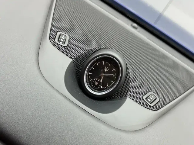 Maserati Levante — Фото автомобиля 25
