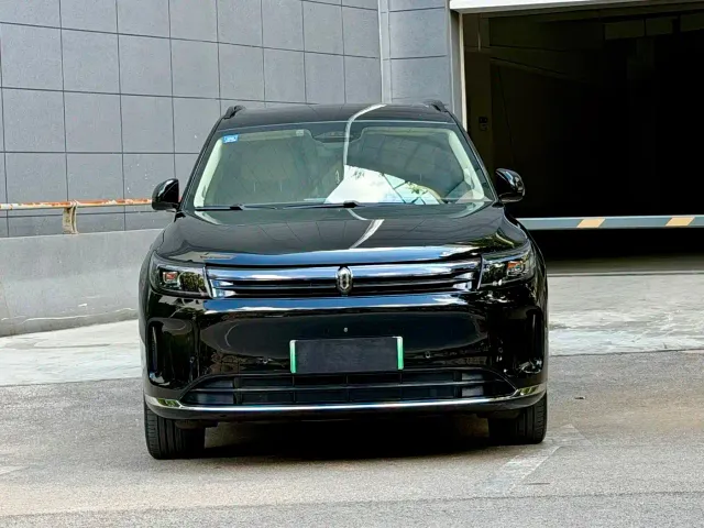 Aito M7 — Фото автомобиля 2