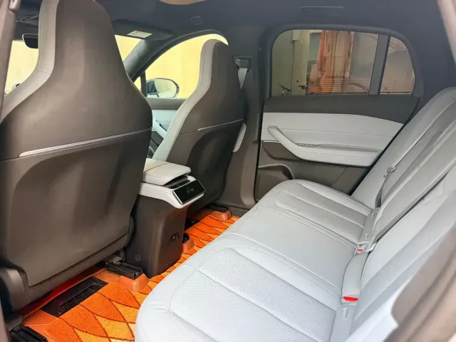 Nio EC6 — Фото автомобиля 16