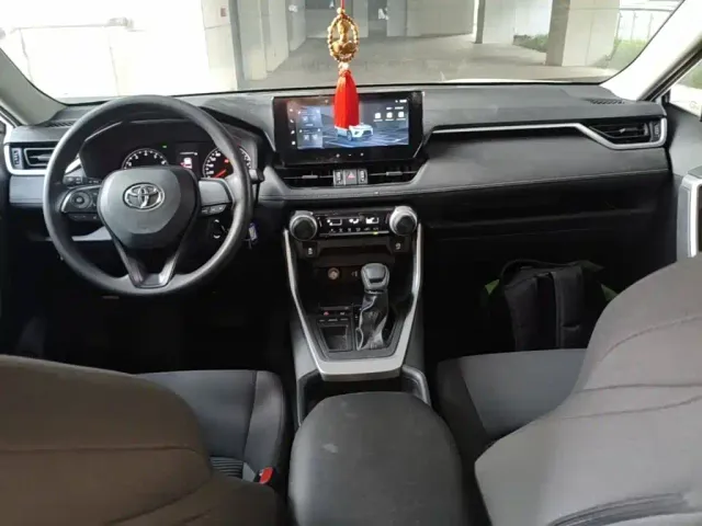 Toyota Wildlander — Фото автомобиля 9