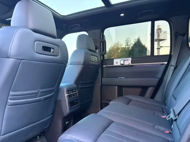 BYD FangChengBao Titanium 7 — Фото автомобиля 5