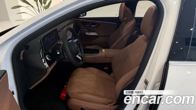 Mercedes-Benz E-Class — Фото автомобиля 10