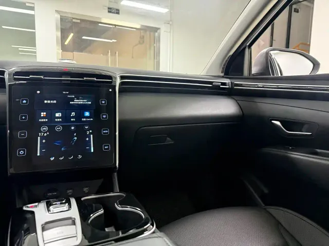 Hyundai Tucson — Фото автомобиля 19