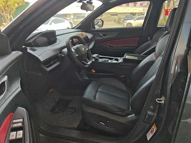 Changan CS55 Plus — Фото автомобиля 10