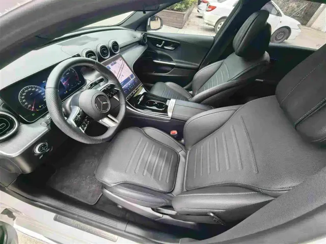 Mercedes-Benz C-Class — Фото автомобиля 4