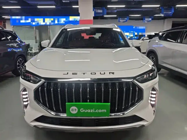 Jetour X70 Plus — Фото автомобиля 2
