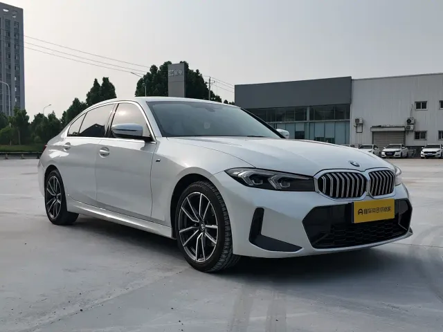 BMW 3 Series — Фото автомобиля 3